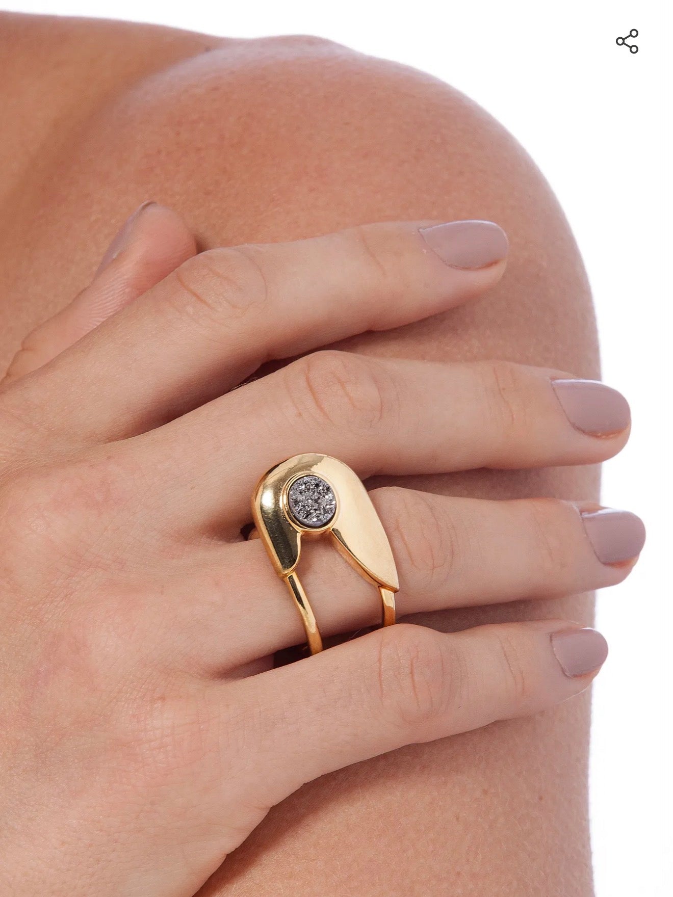 PIN RING - ICONIC