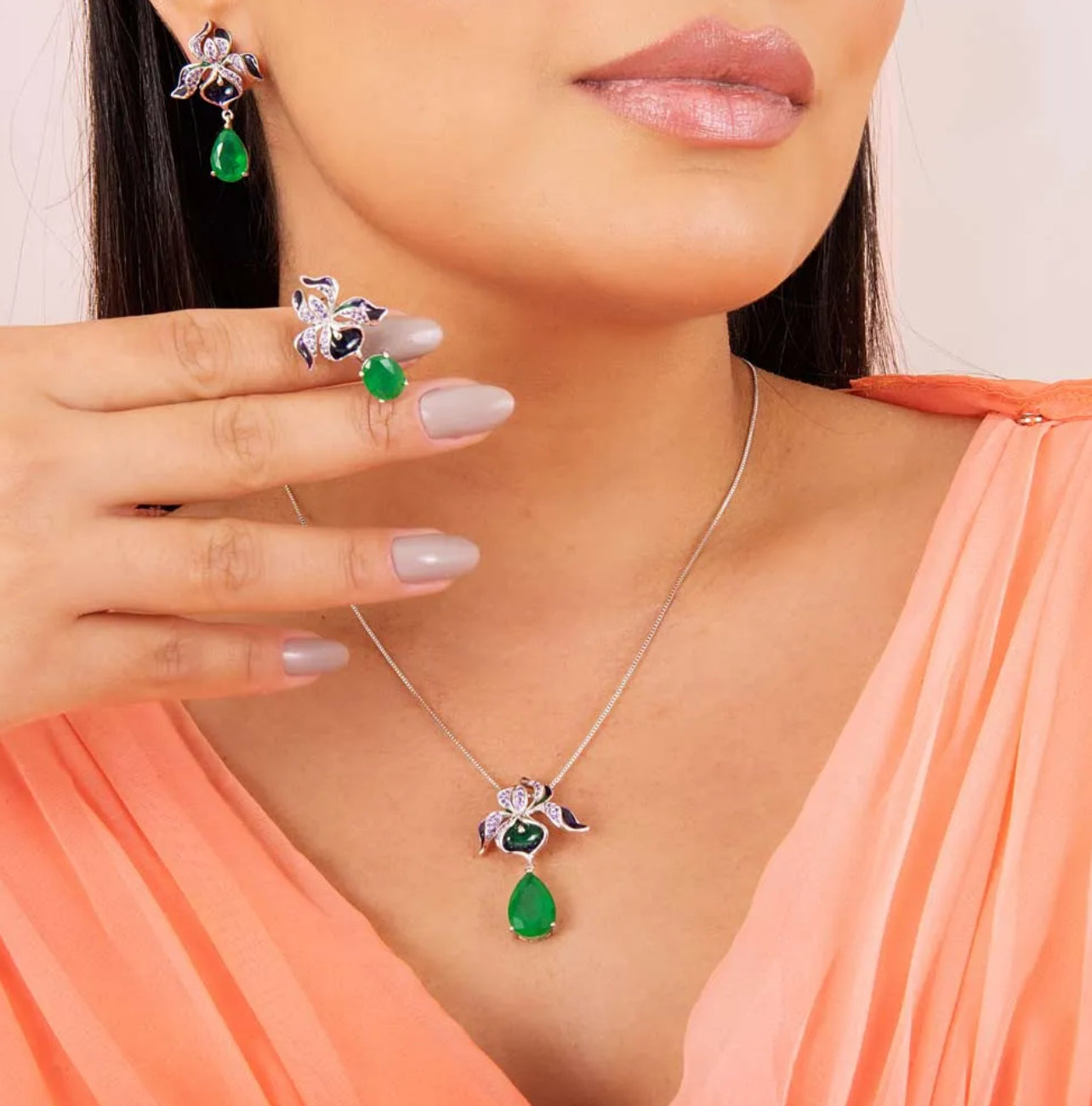 NECKLACE AND EARRING AND RING CHENNAI RHODIUM AMETHYST / EMERALD - SALE