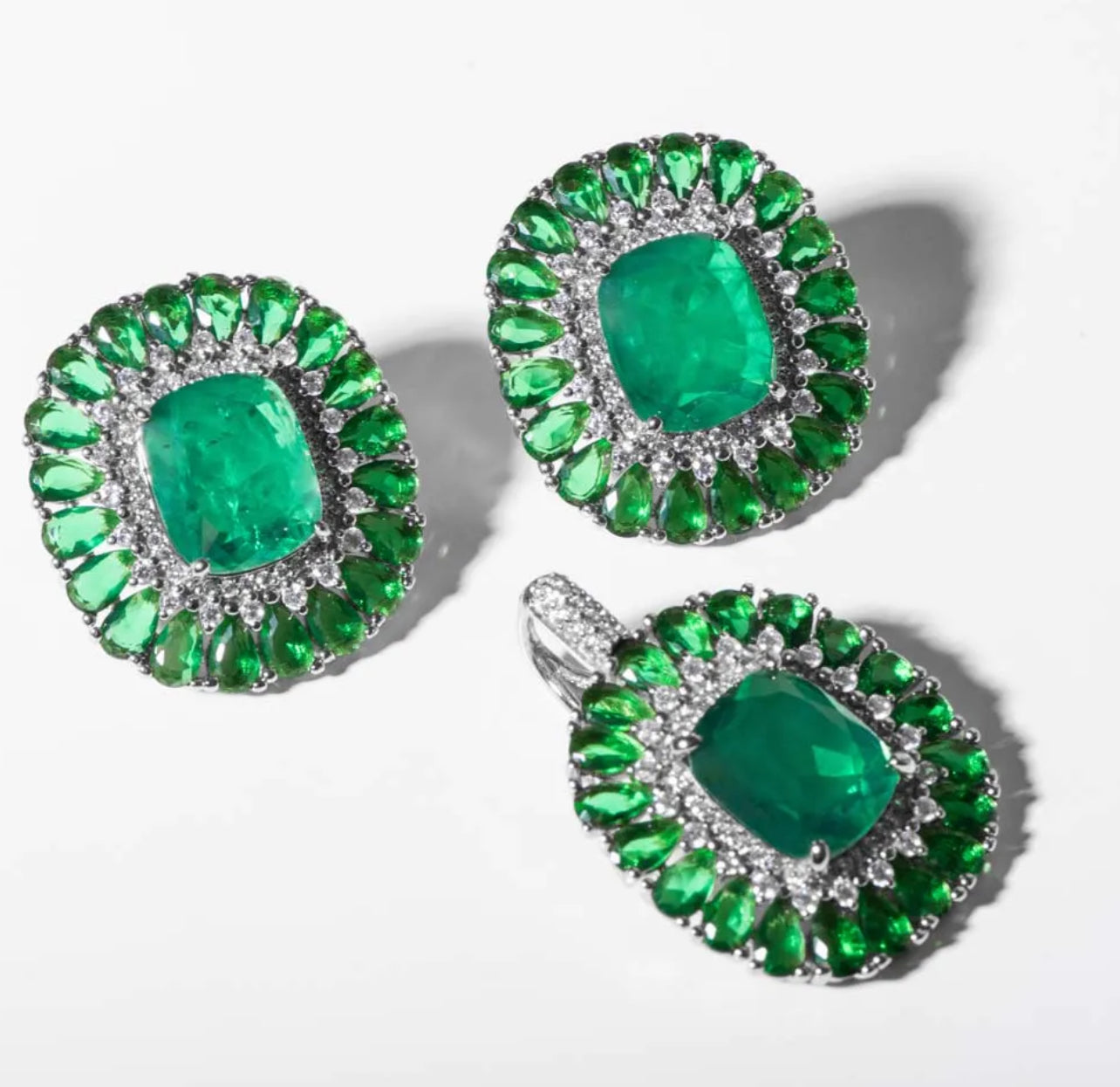 EARRING RIELA - EMERALD RHODIUM - SALE