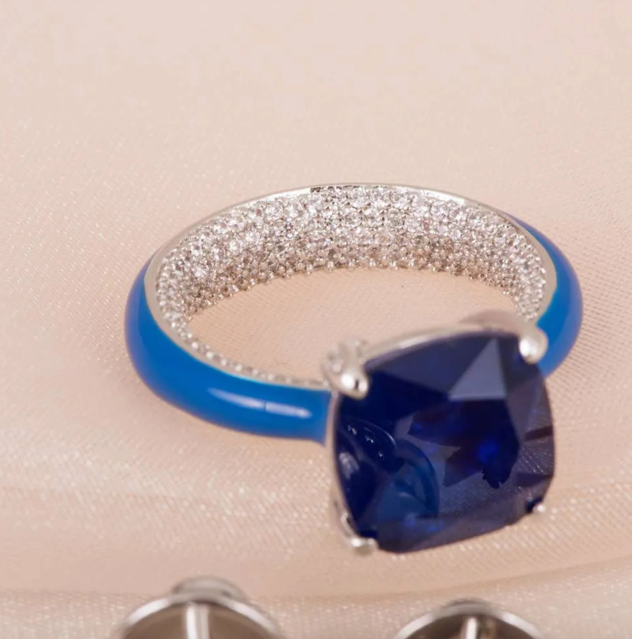 EARRING AND RING DENEVAN RHODIUM SAPPHIRE- SALE