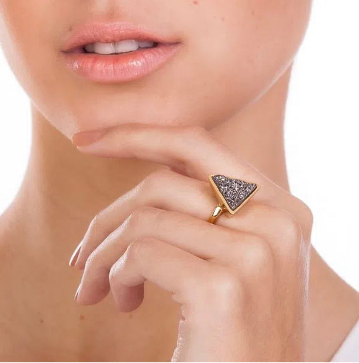 LITTLE TRIANGLE RING - METALIZED DRUZE - ICONIC